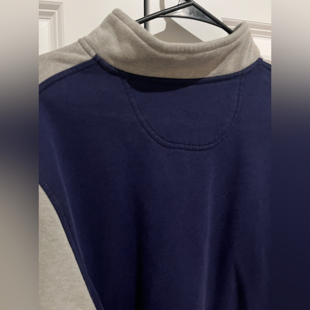 IZOD - Advantage Colorblock Quarter Zip Fleece Pullover - Men’s Size Medium - Picture 7 of 7